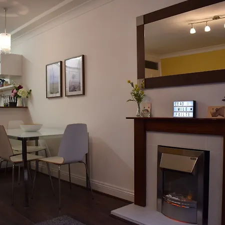 Apartment 1 Bedroom In *